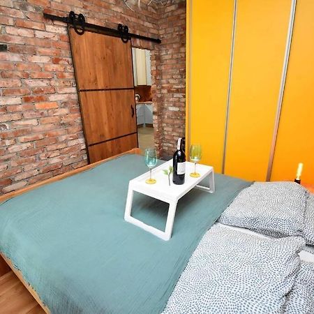 Apartament Blue Bastion Walowa 23C Z Klimatyzacja I Miejscem Parkingowym W Podziemnym Parkingu Гданськ Екстер'єр фото